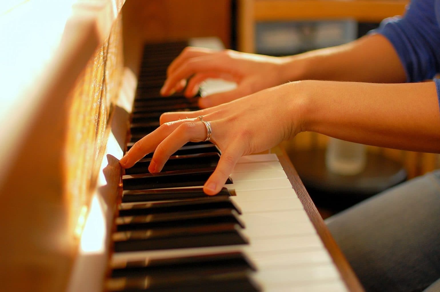 piano fingers