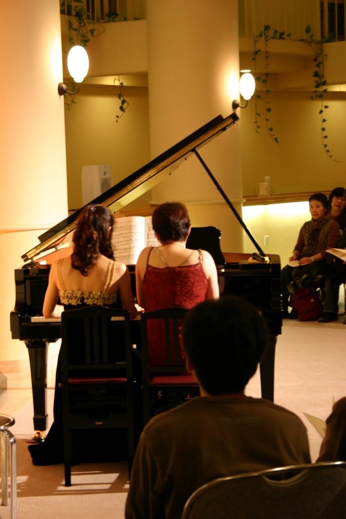 piano 2 players