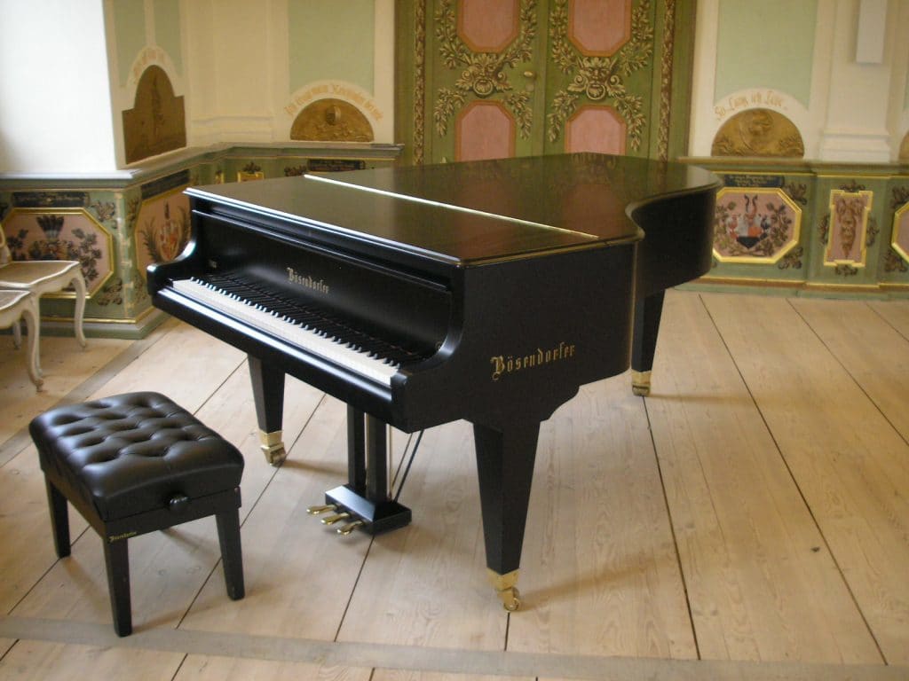 grand piano