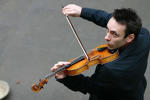 man playing the violin