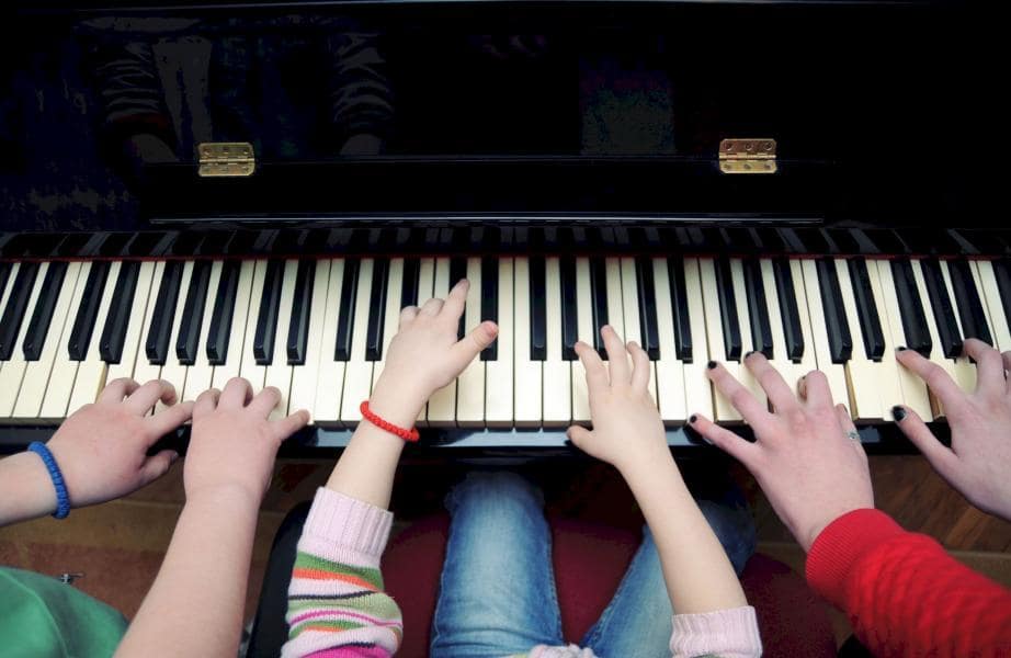 Group Piano Lessons