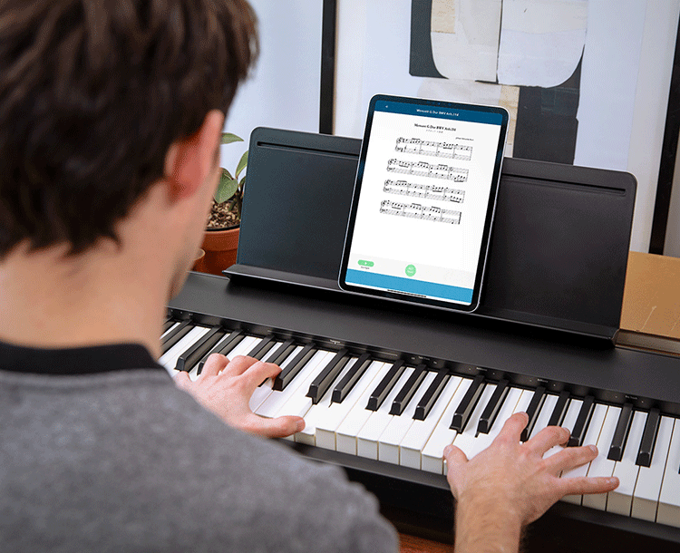 Digital Pianos Buying Guide - Features and Connectivity