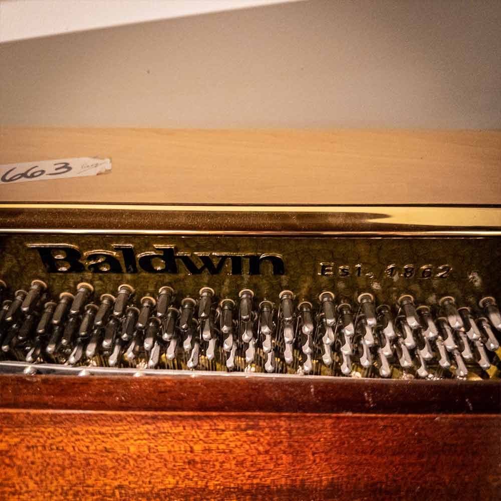 Used Baldwin 2090 Upright Piano Knobs