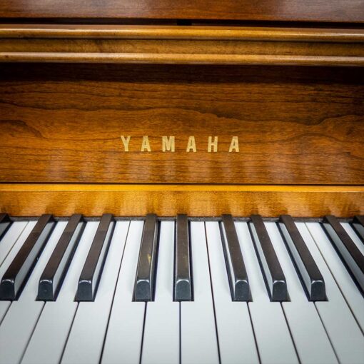 Used Yamaha M500H Upright Piano in Satin Cherry Logo