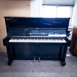 Used Yamaha U1 Upright Piano in Polished Ebony 1