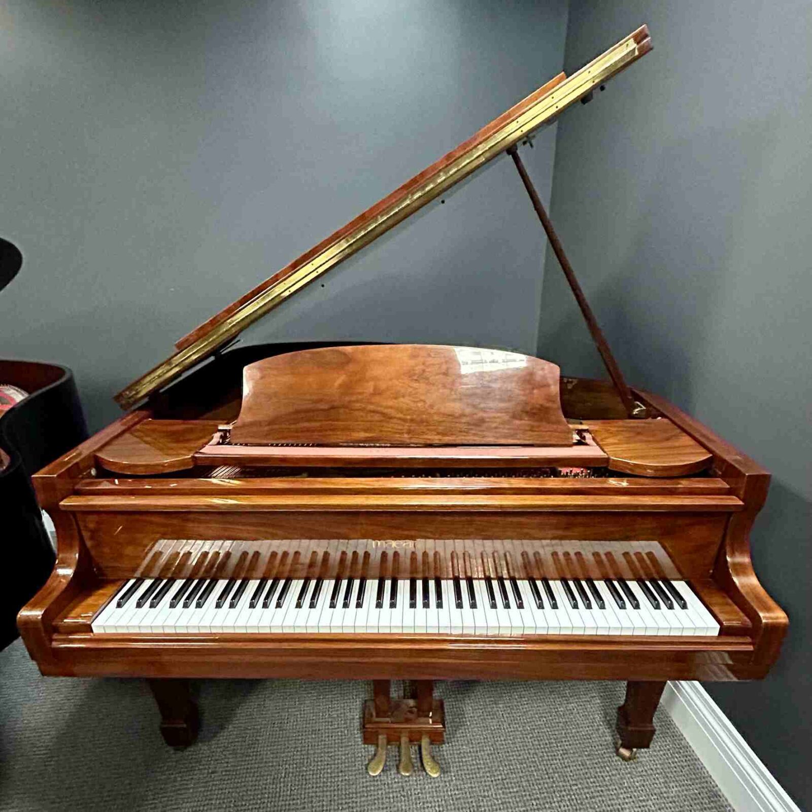 Maeari G80A Grand Piano Front Angle