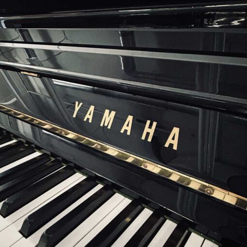 Yamaha U1A Logo