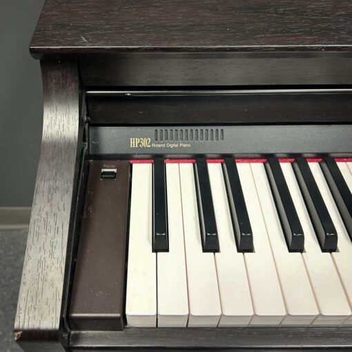 Roland HP302 Digital Piano Model