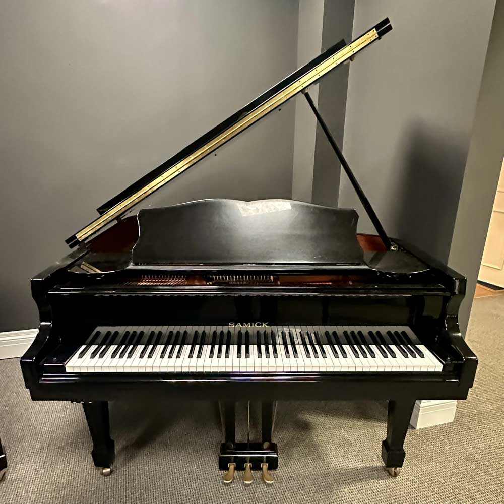 Samick SIG50 Grand Piano Front Angle