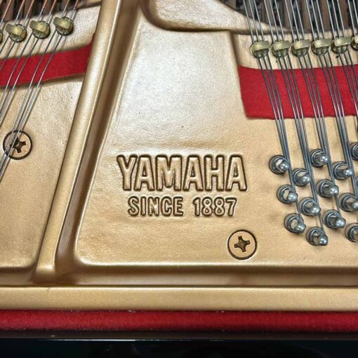 Yamaha GH1 Logo Inside