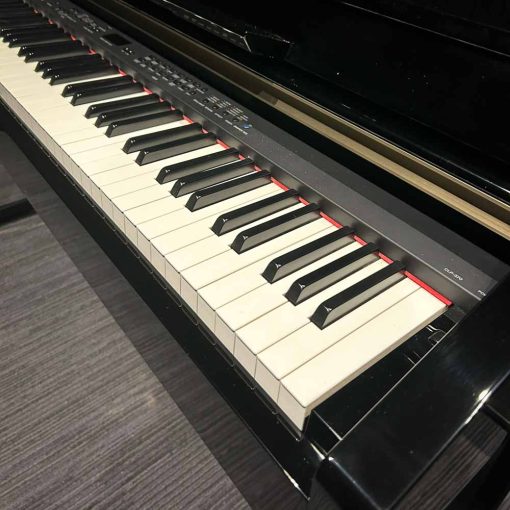 Yamaha CLP370 Clavinova Keys Right Angle