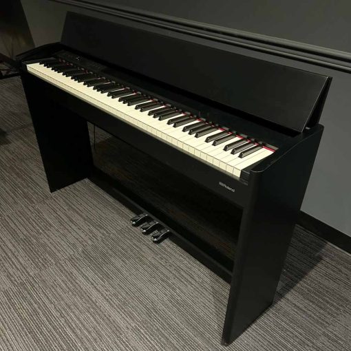 Roland F701 in Contemporary Black Right Angle