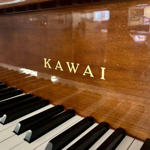 Kawai KL70 Upright Piano Front Logo