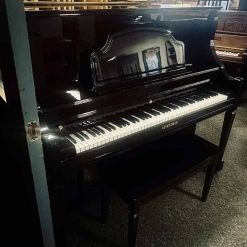 Heintzman 132B Upright Piano Left Angle