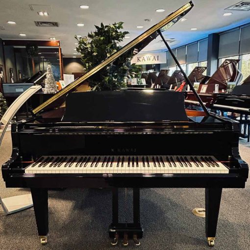 Kawai GL20 Grand Piano Front Angle