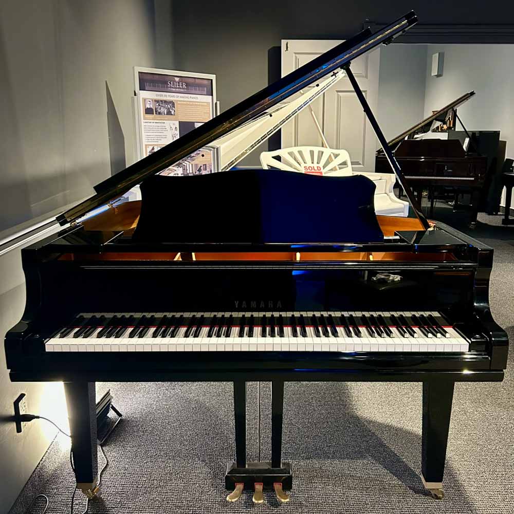 Yamaha GC1 Grand Piano Front Angle